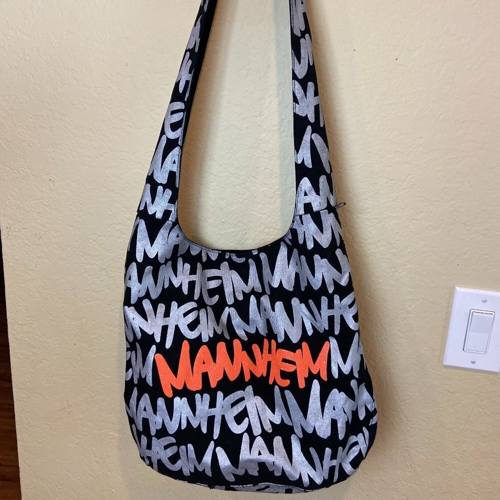 Robin Ruth Mannheim Tote bag